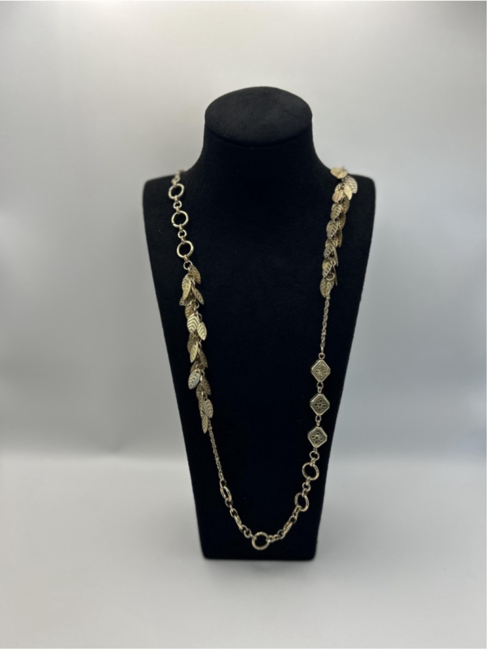 Necklace Gold Tone Leaf Charm Station Chain Nature Fashion Lobster Clasp 18 Inch